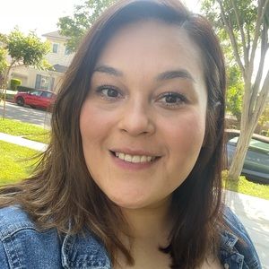 Meet your Posher, Karina